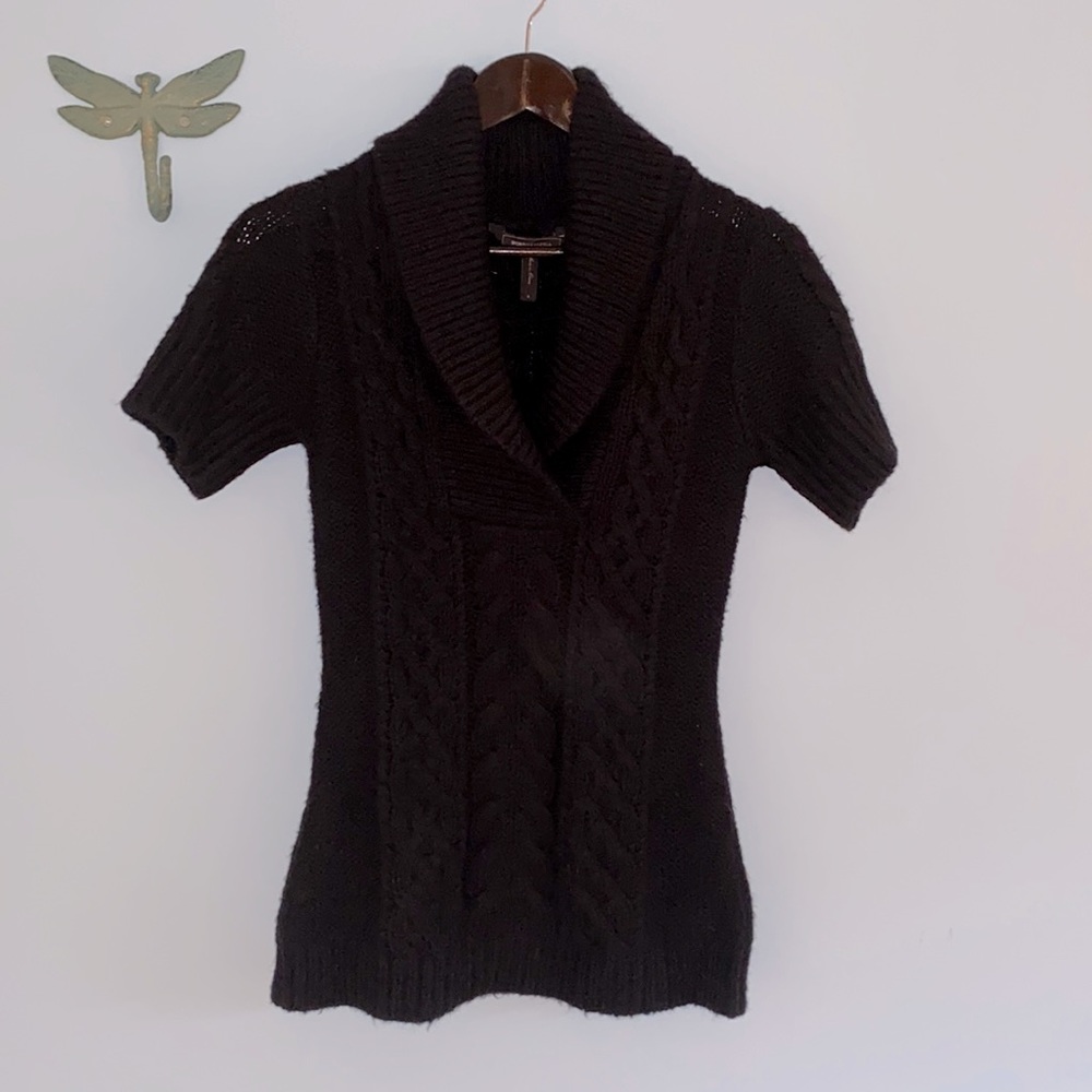 2 for $20 💕BCBG cowl neck short sleeve sweater